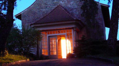 La porte de l’Eglise de Bretonnières
